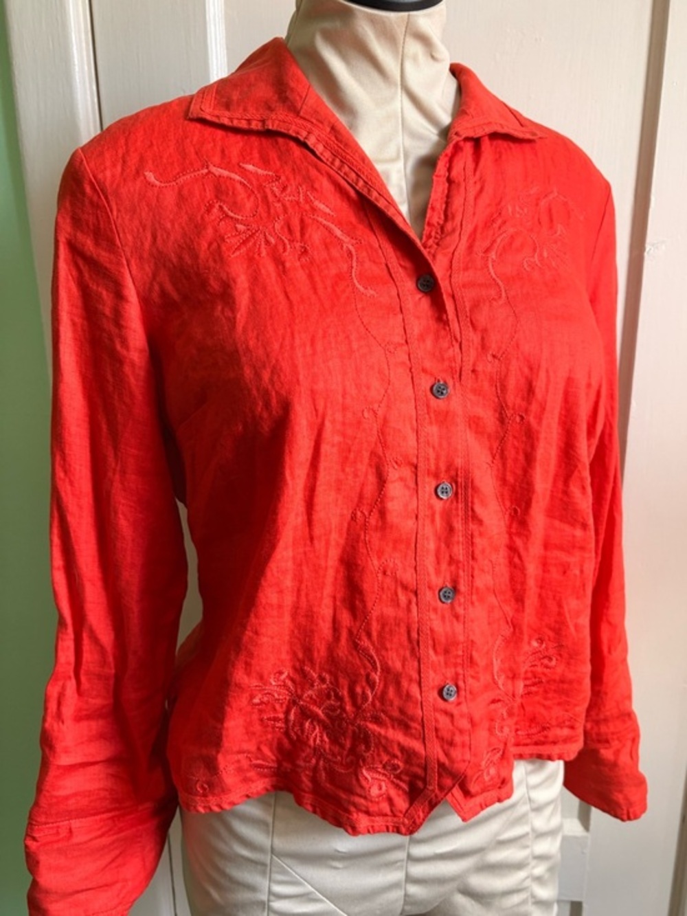 Valerie Stevens Linen Coral Red Embroidered Button-Down Shirt